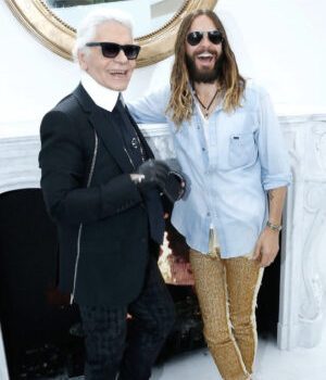 Publication Instagram le 6 octobre 2022 de Jared Leto d'une ancienne photo de lui avec Karl Lagerfeld, décédé en 2019