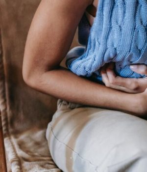 pexels-sora-shimazaki-douleur regles pexels-sora-shimazaki-douleur regles
