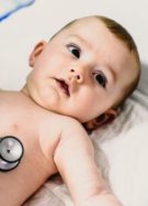 bebe-malade-docteur