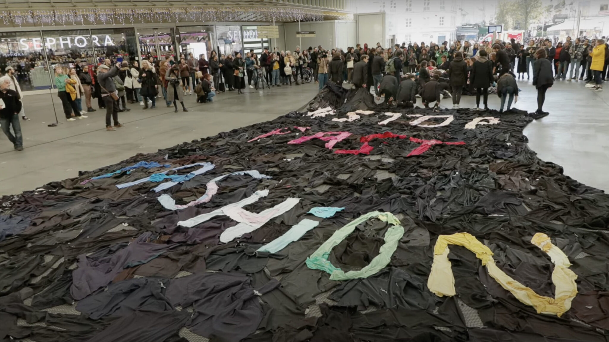 This strong performance denounces fast fashion, well beyond Black Friday This strong performance denounces fast fashion, well beyond Black Friday