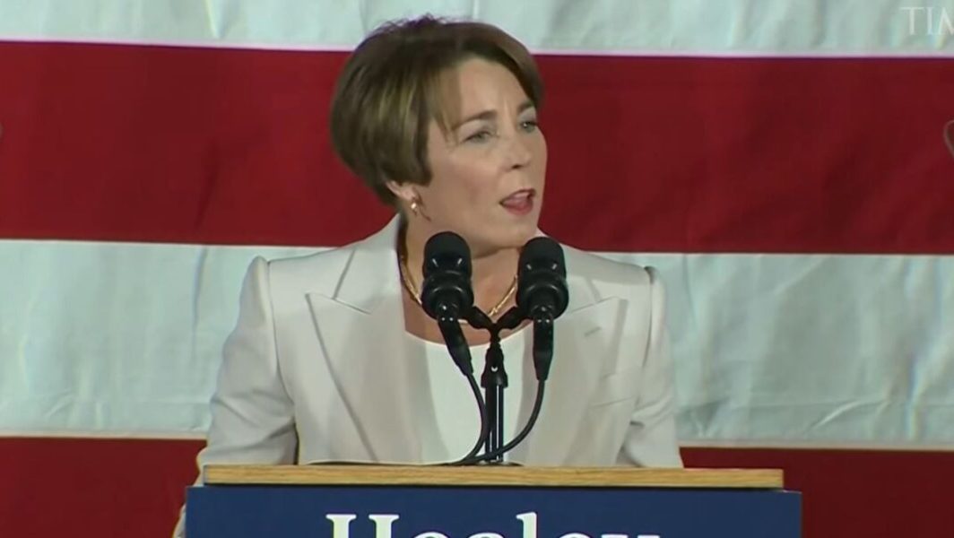 Maura Healey Becomes First Openly Lesbian Governor / Time, Capture d'écran YouTube