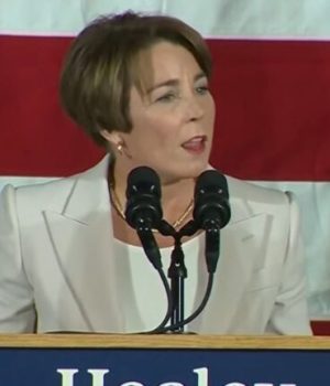 Maura Healey Becomes First Openly Lesbian Governor / Time, Capture d'écran YouTube Maura Healey Becomes First Openly Lesbian Governor / Time, Capture d'écran YouTube