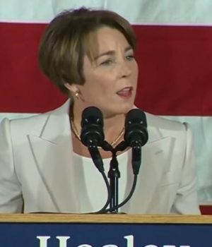 Maura Healey Becomes First Openly Lesbian Governor / Time, Capture d'écran YouTube