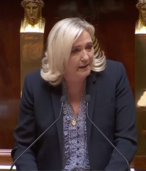 marine le pen assemblee nationale IVG