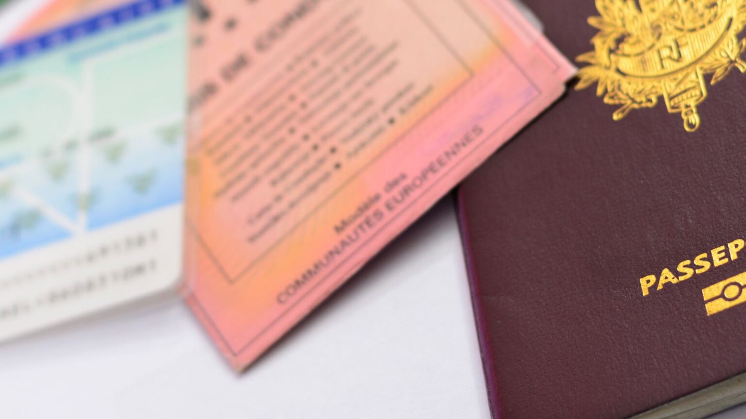 Despite the law, it is still difficult for mothers to name their children Despite the law, it is still difficult for mothers to name their children