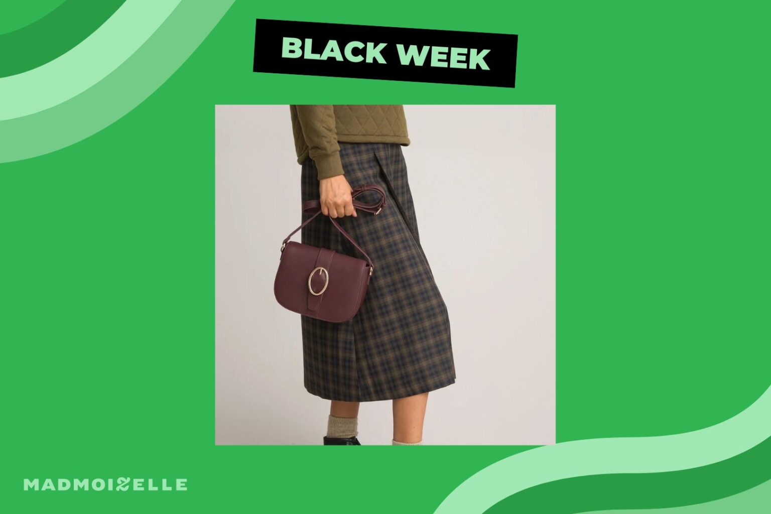 Leather bag with shoulder strap, buckle detail Leather bag with shoulder strap, buckle detail