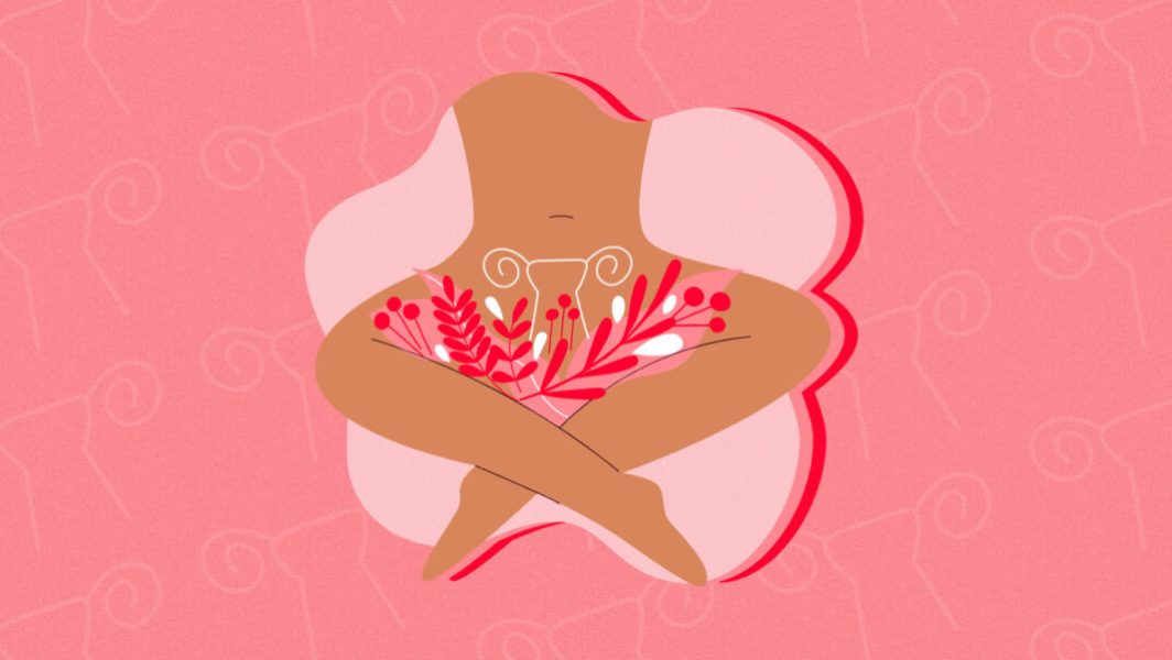 Corps assis, avec des fleurs entre les jambes et un uterus dessiné sur le ventre