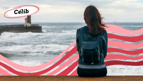 Célib femme face à la mer