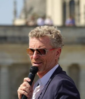 denis brogniart denis brogniart