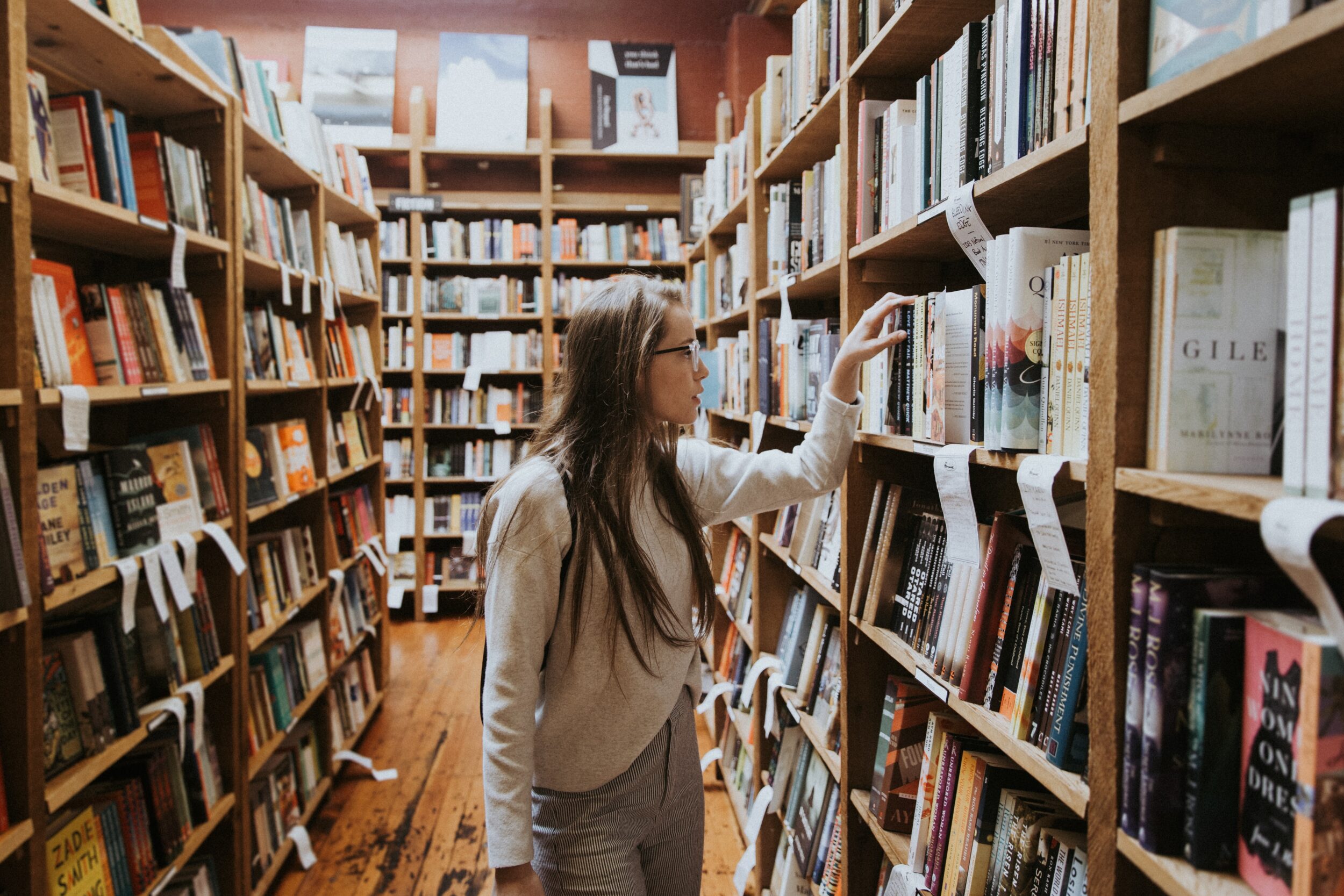 librairie // Source : Becca Tapert / Unsplash