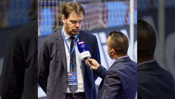 Rencontre de ligue des champions 2014-15 entre le PSG et Veszprem. A la Halle Carpentier (Paris), le 12 avril 2015. // Source : Wenflou / Wikimedia Commons