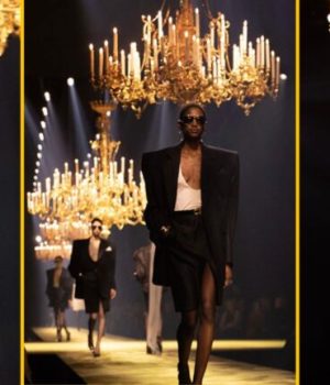 Défilé Saint Laurent automne-hiver 2023-2024 // Source : Capture d'écran Instagram d'Anthony Vaccarello Défilé Saint Laurent automne-hiver 2023-2024 // Source : Capture d'écran Instagram d'Anthony Vaccarello