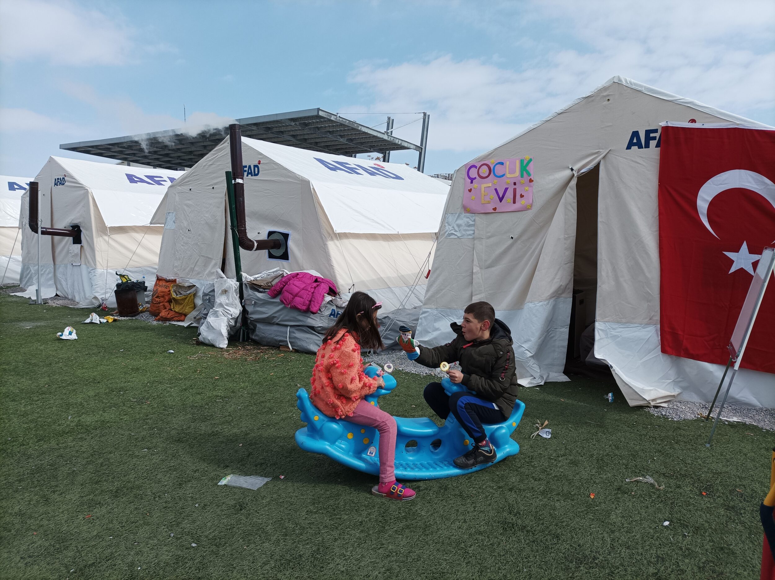 En Turquie, après les séismes, la tragédie vécue par les enfants // Source : Miriane Demers-Lemay