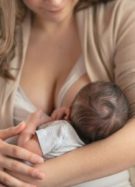 Guide de l'allaitement maternel // Source : Getty Images Signature