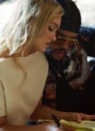 Lily-Rose Depp et The Weeknd en couple toxique dans la série The Idol de Sam Levinson // Source : The Idol / HBO