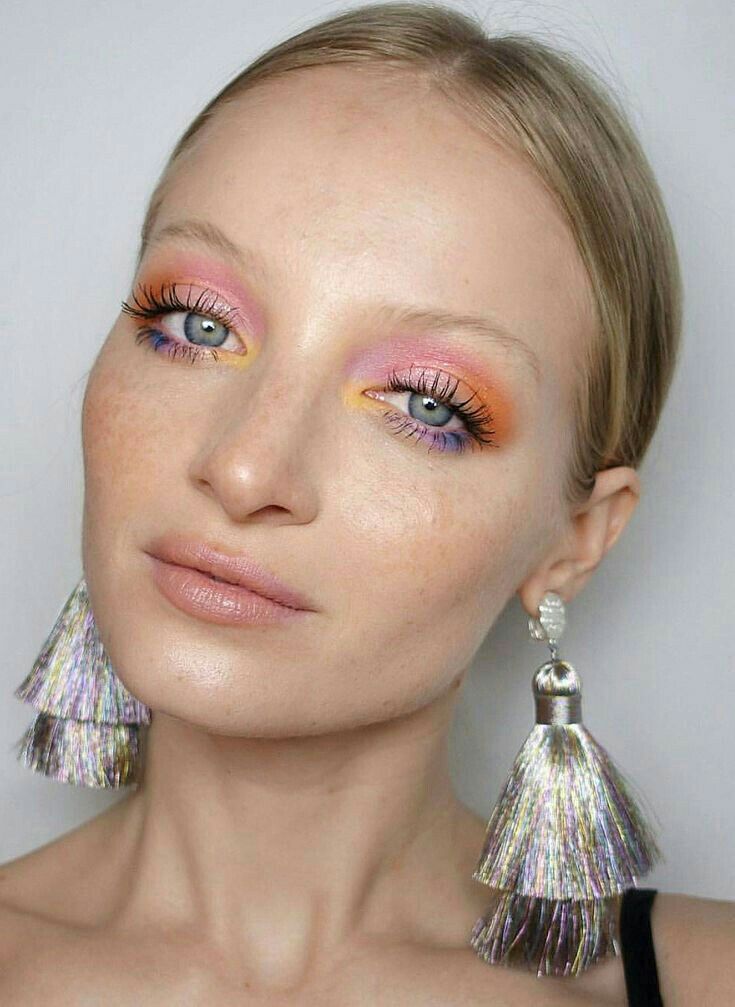 trendy-pastel-makeup trendy-pastel-makeup