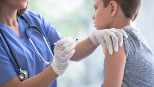 Le vaccin ROR et l'autisme // Source : Getty Images Signature