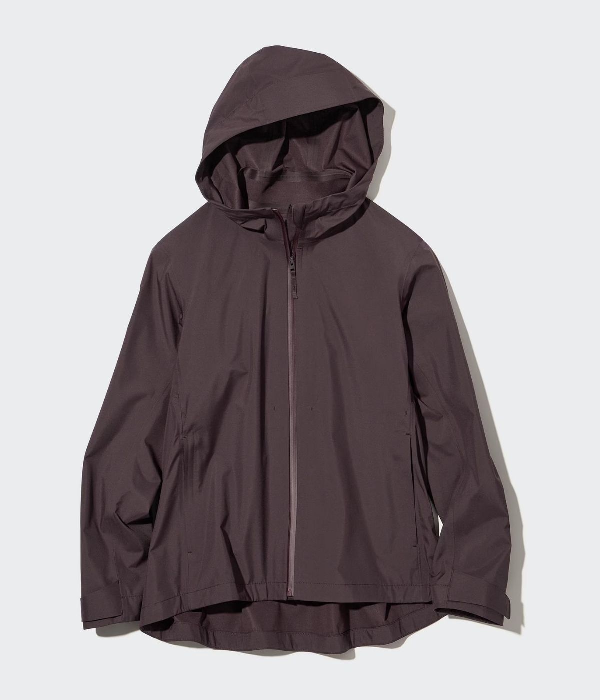 Parka bloctech marron foncé // Source : Uniqlo