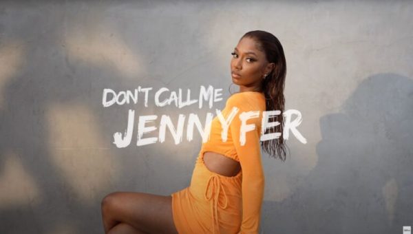 Une image de la collab' entre la chanteuse Ronisia et l'enseigne Don't Call Me Jennyfer // Source : Jennyfer