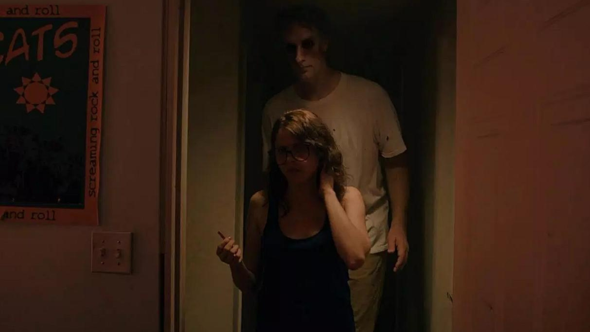 It follows // Source : A24