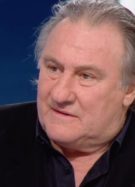 Une seizième femme accuse Gérard Depardieu d'agression sexuelle // Source : Capture écran Youtube