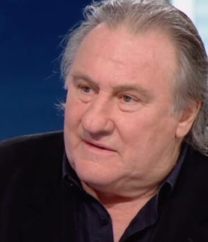Une seizième femme accuse Gérard Depardieu d'agression sexuelle // Source : Capture écran Youtube