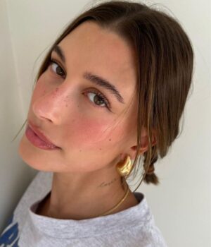 Source : @haileybieber Source : @haileybieber