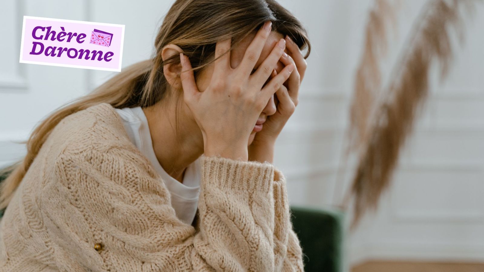 A friend gives a spanking to her son in front of me: how to react?