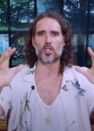 Russell Brand // Source : Capture écran Youtube