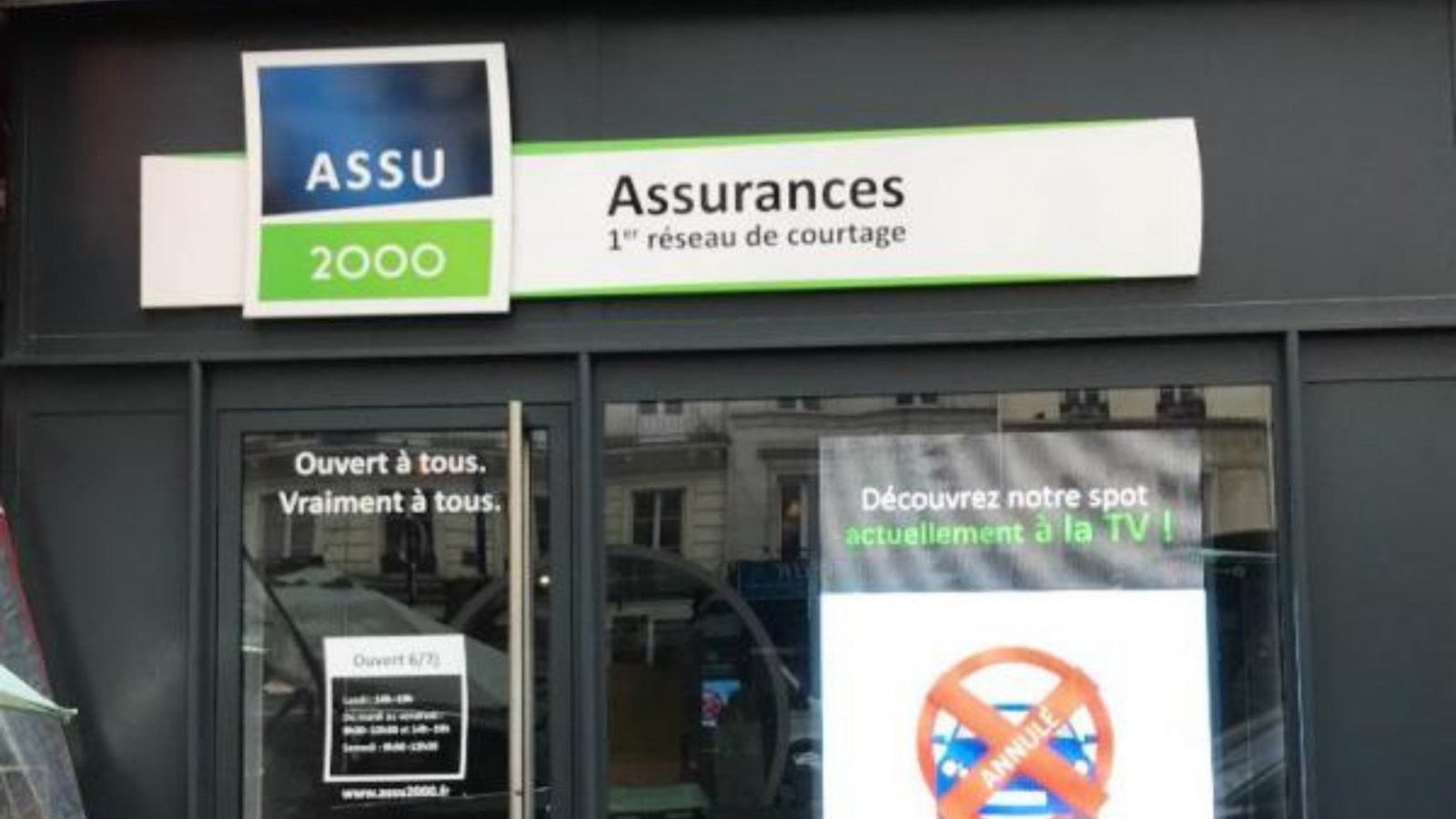 Après le PDG, c'est le directeur général d'Assu 2000 qui est visé par ...