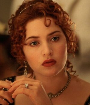 Kate Winslet dans Titanic 1998 // Source : capture d'écran youtube