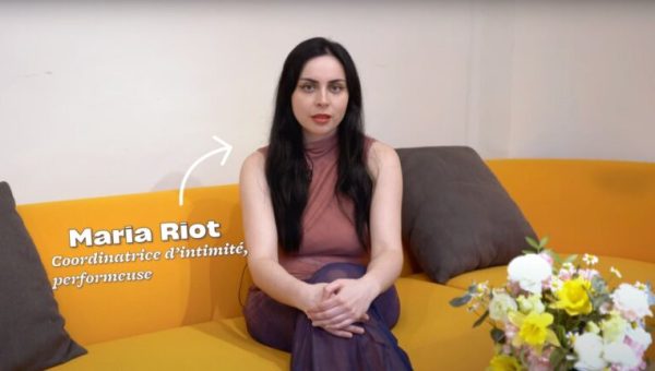 María Riot est travailleuse du sexe, militante des droits des personnes travailleuses du sexe, et artiste // Source : Capture d'écran YouTube