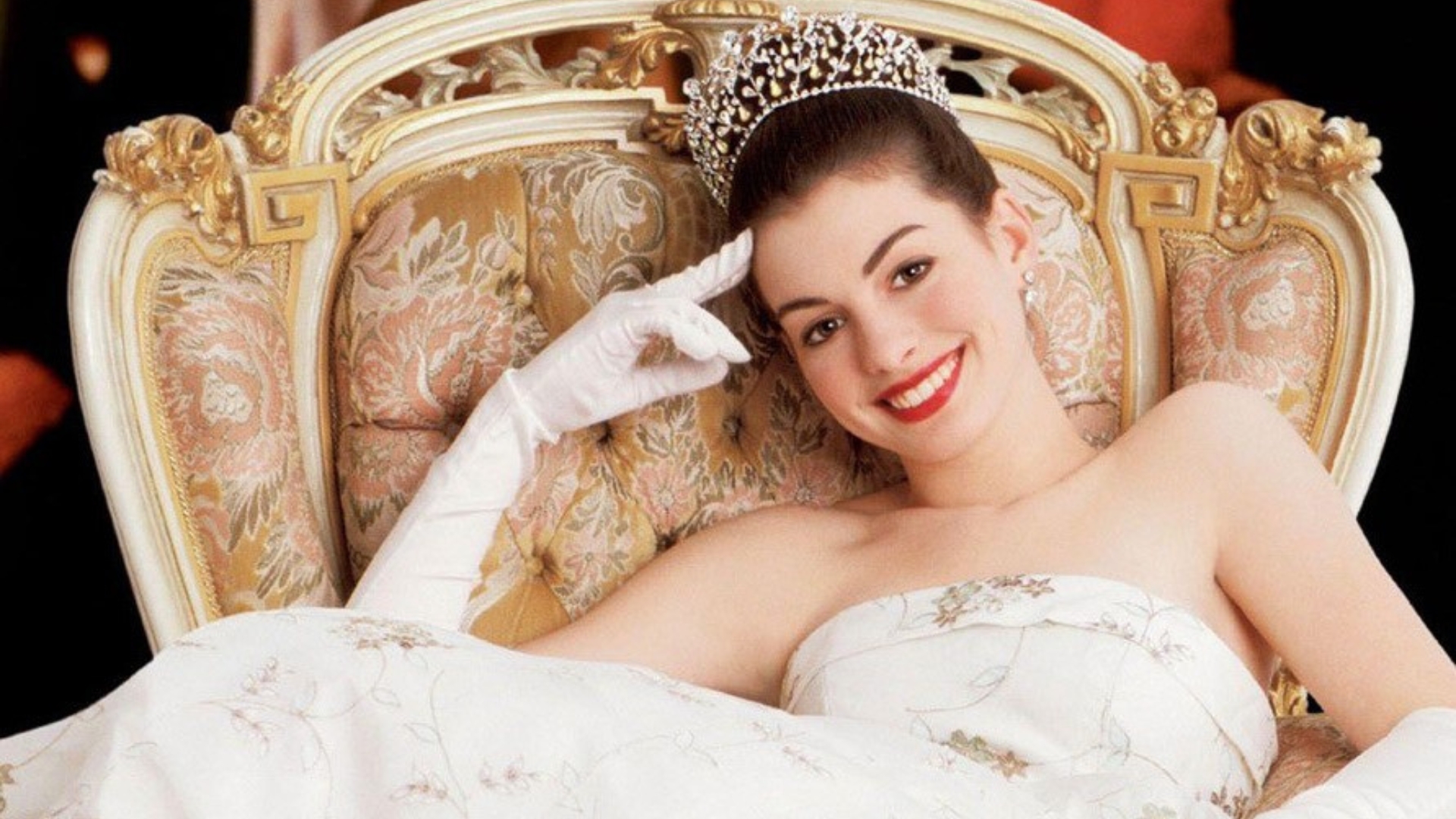 Anne Hathaway in 2001