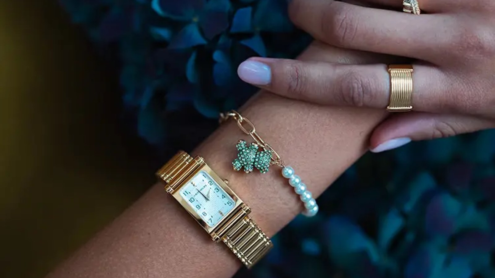 Les plus beaux bijoux et montres à s’offrir à prix réduit pour le Black Friday