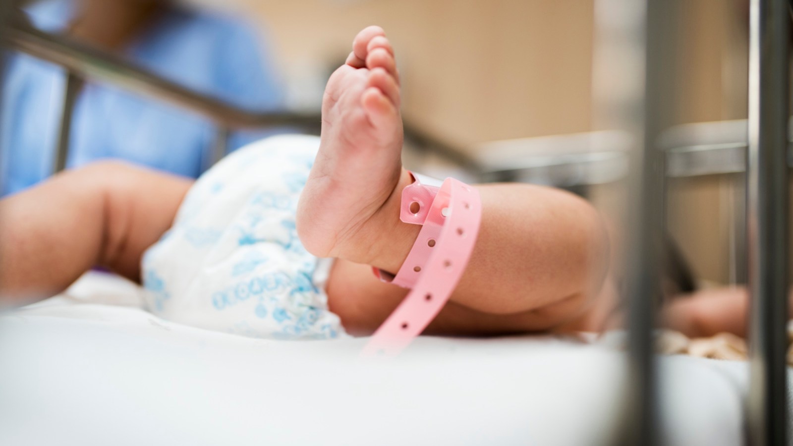 Explosion of whooping cough cases in 2024: newborns most at risk