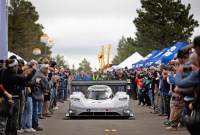 I.D. R Pikes Peak : avec son bolide électrique, l'Allemand rêve de nouveaux records