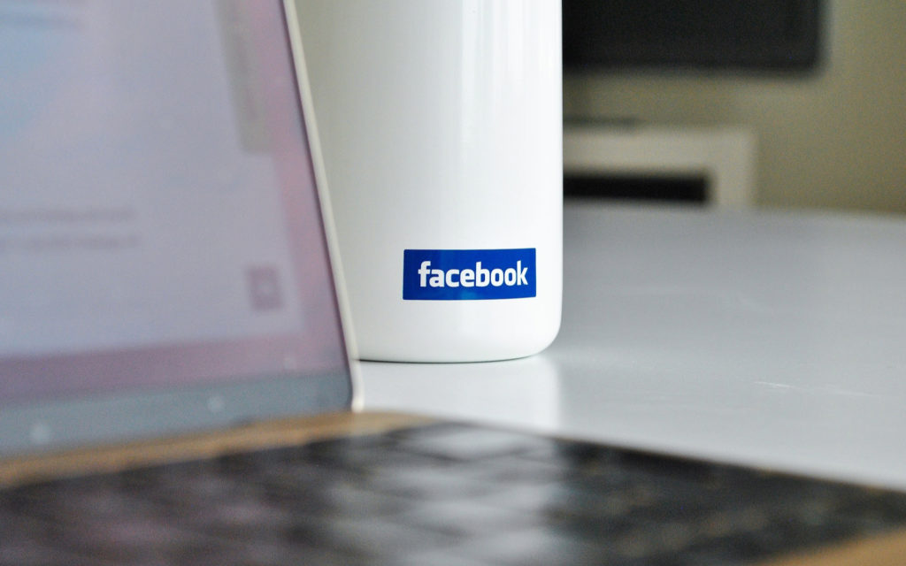 logo facebook reseau social