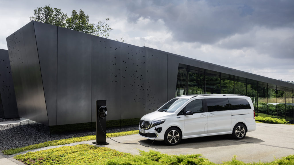 Mercedes-Benz EQV charge