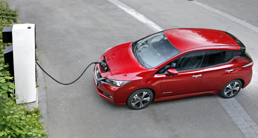 Voitures électriques : Nissan sort une application pour trouver une borne de recharge facilement