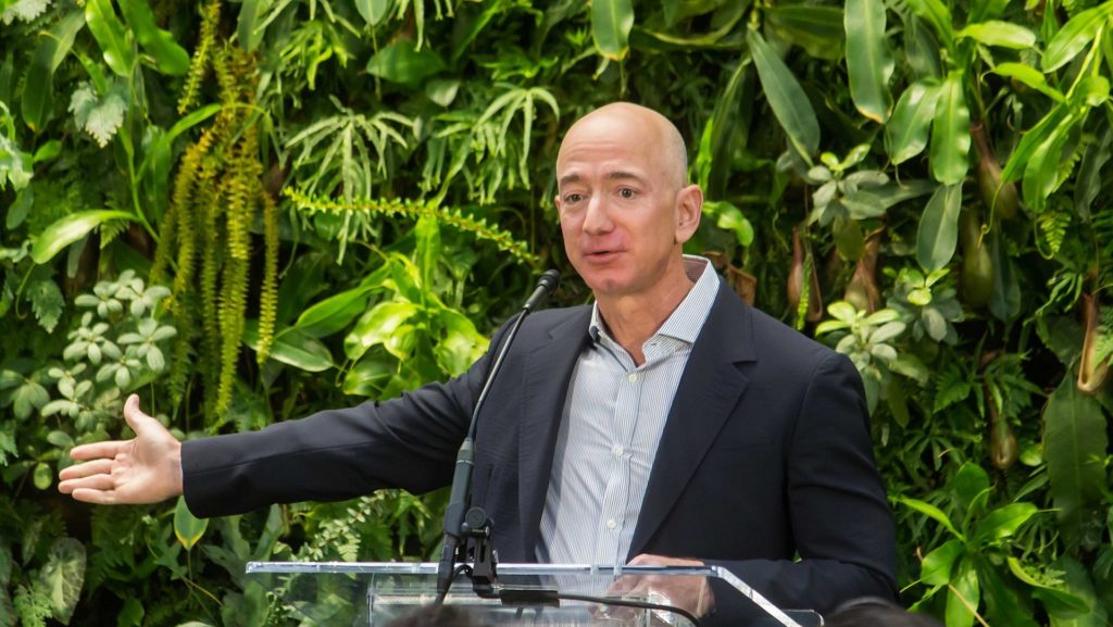 2048px-Jeff_Bezos_at_Amazon_Spheres_Grand_Opening_in_Seattle_-_2018_(39074799225)_(cropped2)