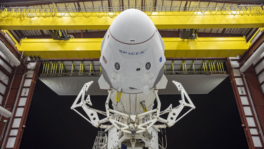 SpaceX Falcon 9 Crew Demo 2 Dragon fusée