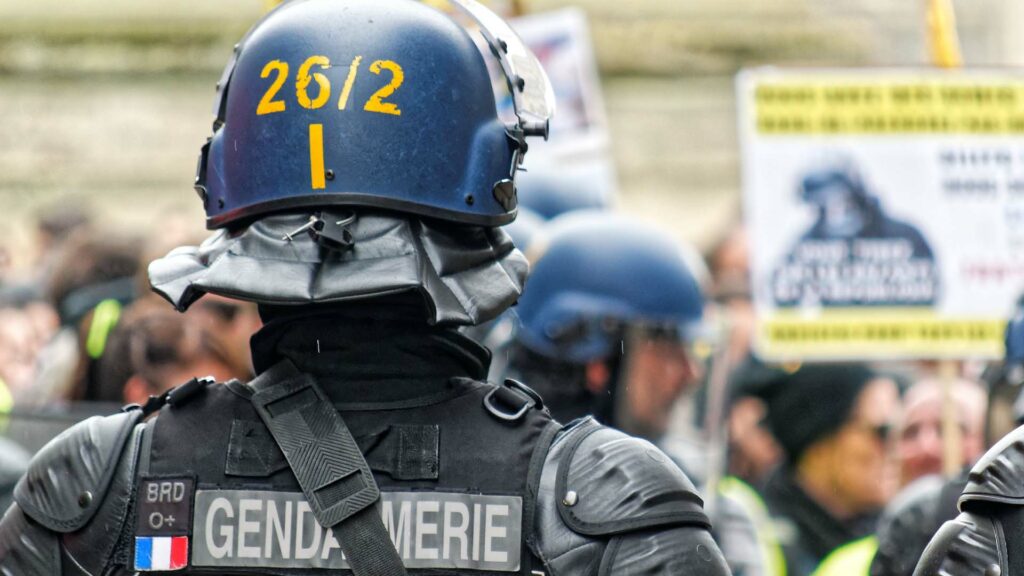 gendarme force de l'ordre