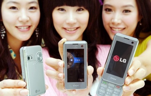 lg kf700.jpg