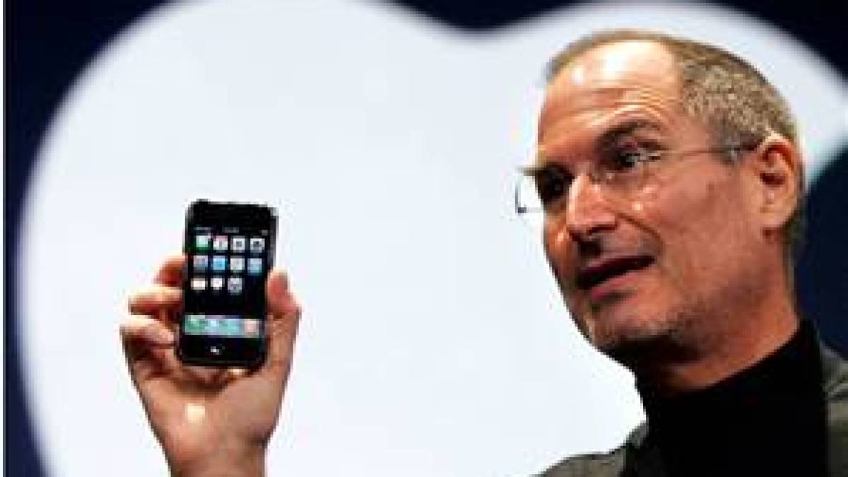 070110_iphone_vmed_8p.widec.jpg