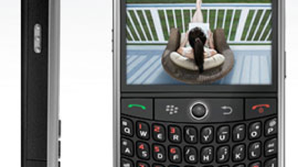 blackberry8900.jpg