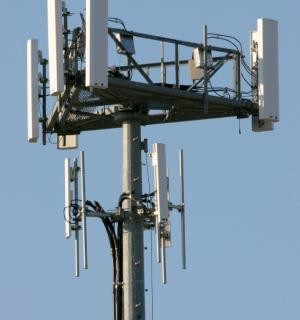 cell_tower.jpg cell_tower.jpg