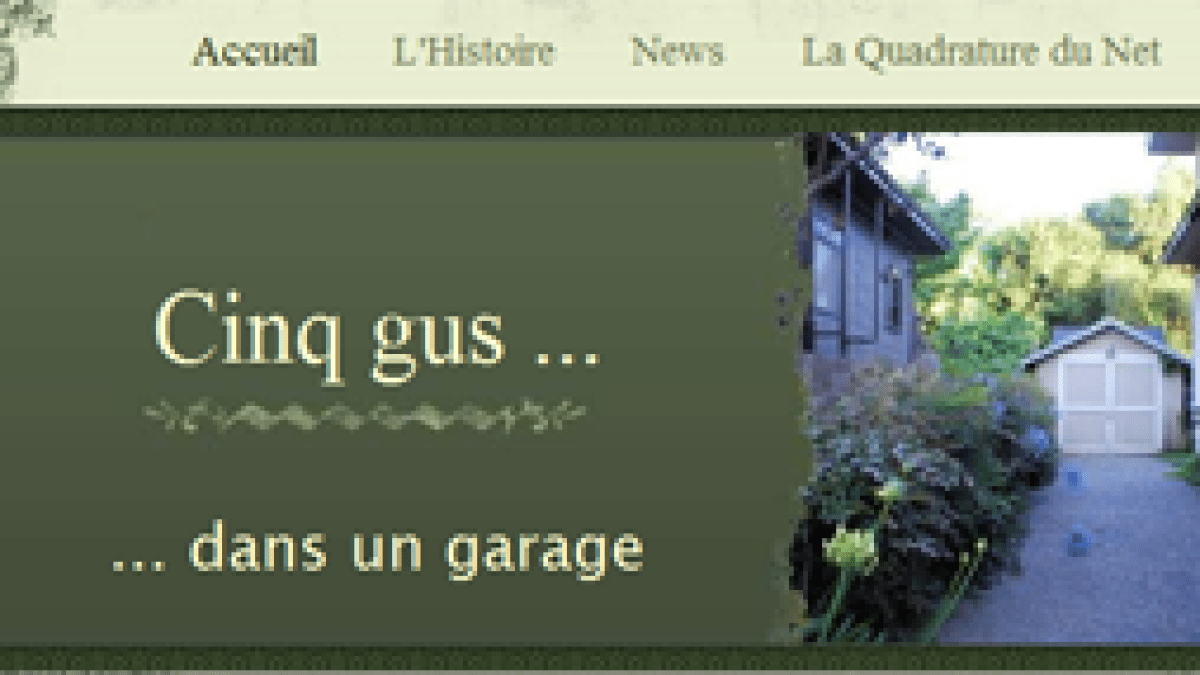 cinqgusdansungarage.png