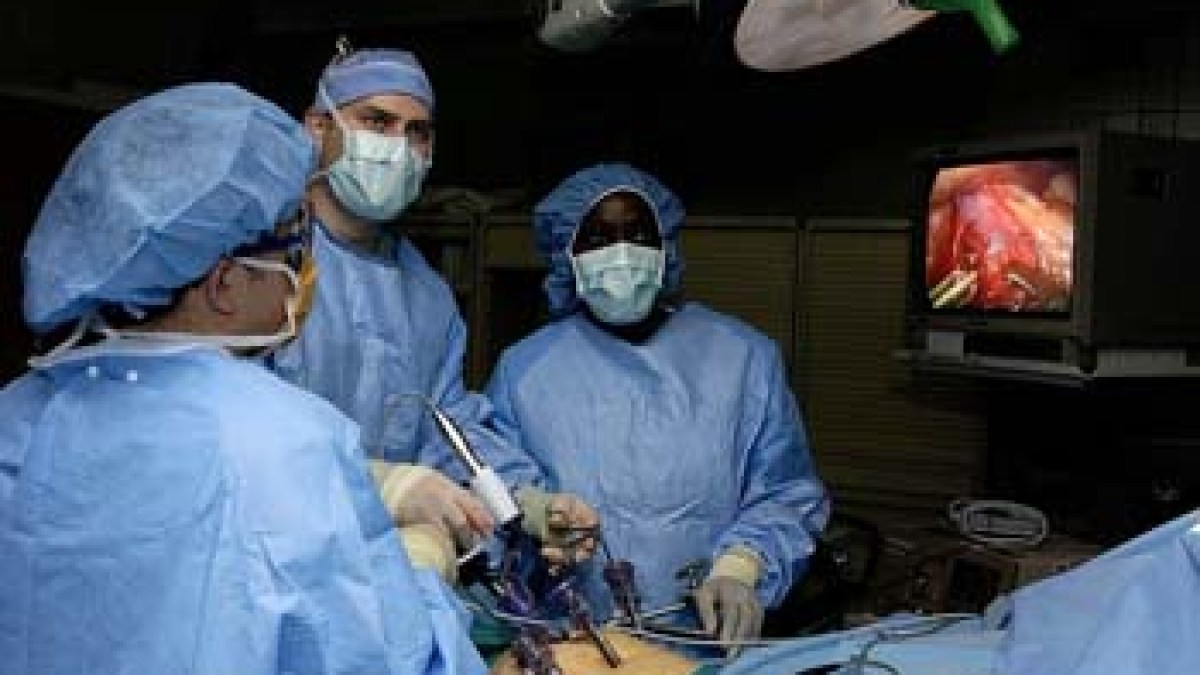 laparoscopic_stomach_surgery.jpg