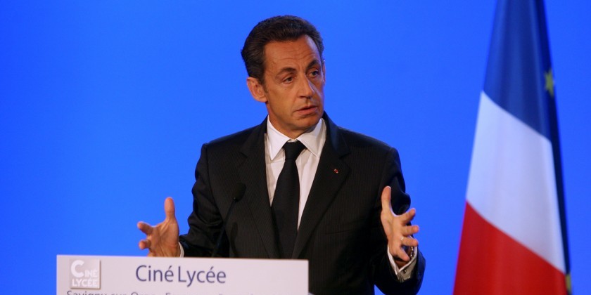 sarkozycinelycee.jpg