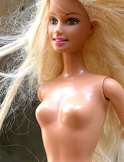 barbie-nue.png